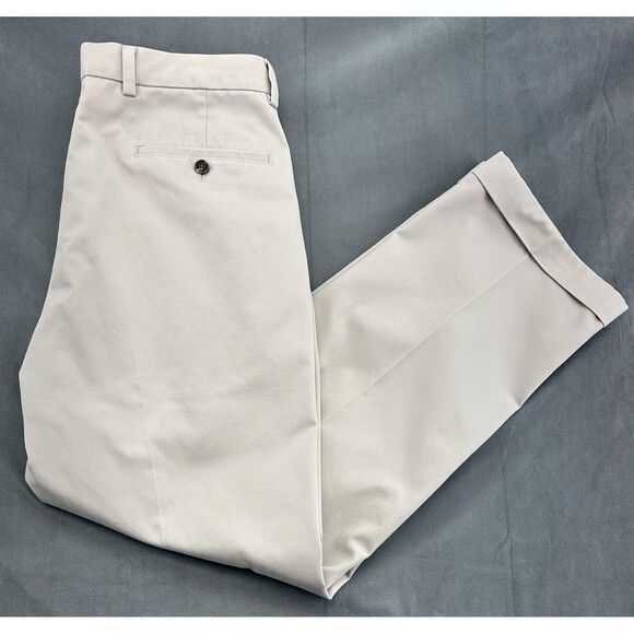 Brooks Brothers Advantage Chino Pants Mens 33x30 Khaki Pleated Cuffed Classic - Picture 1 of 11